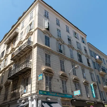 Meyerbeer / Promenade Des Anglais Apartment *